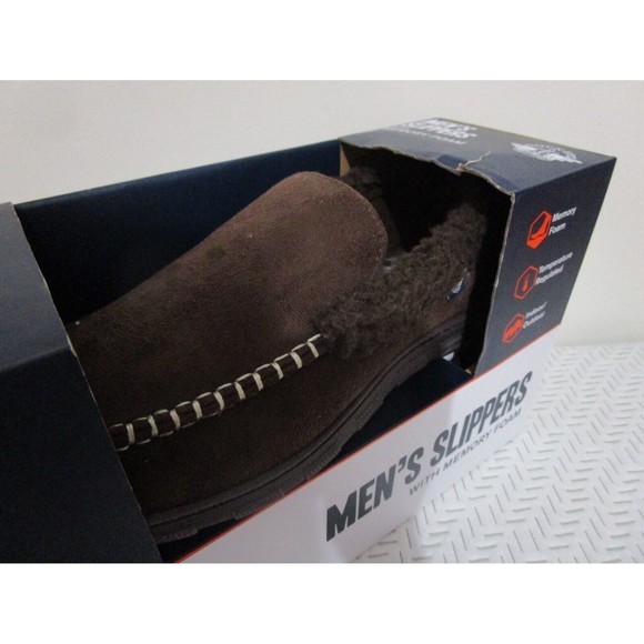 New in Box Docker's Men's Slippers Memory Foam Dark Brown Size M (8-9) - Picture 7 of 10